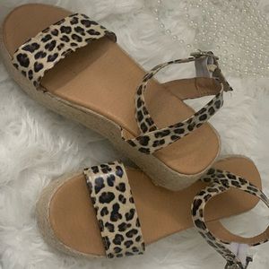 Leopard platform sandals